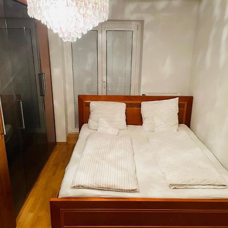 Room In City Center Near U6,U3 And Westbahnhof Vídeň Exteriér fotografie