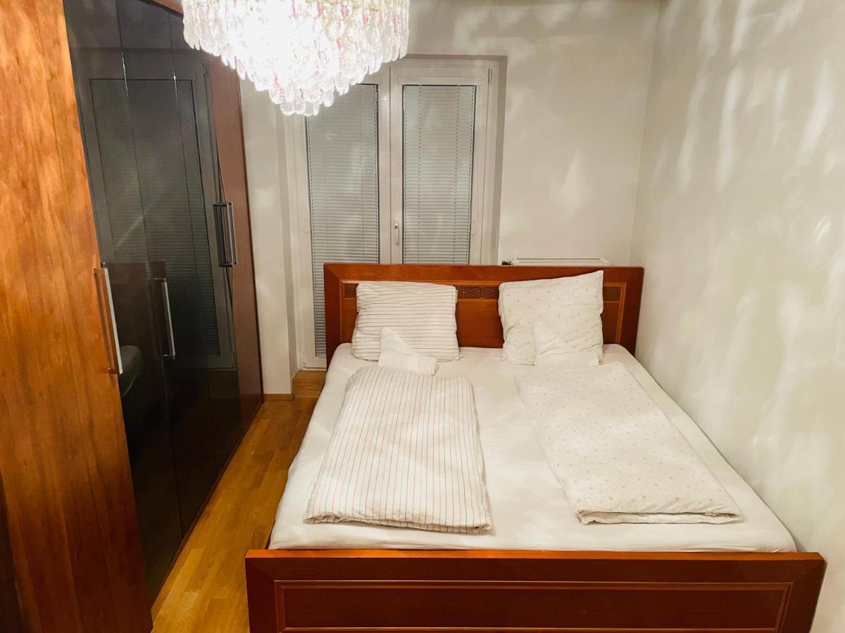 Room In City Center Near U6,U3 And Westbahnhof Vídeň Exteriér fotografie